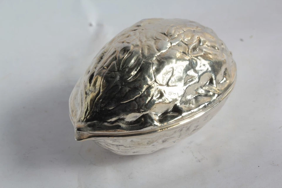 Schiaccianoci figurativo Noce gigante metallo argento (58741) - Immagine 4 di 4