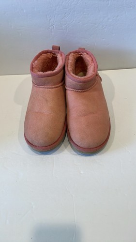 Ugg Coral Suede Booties Women’s Size 11 - Picture 2 of 6