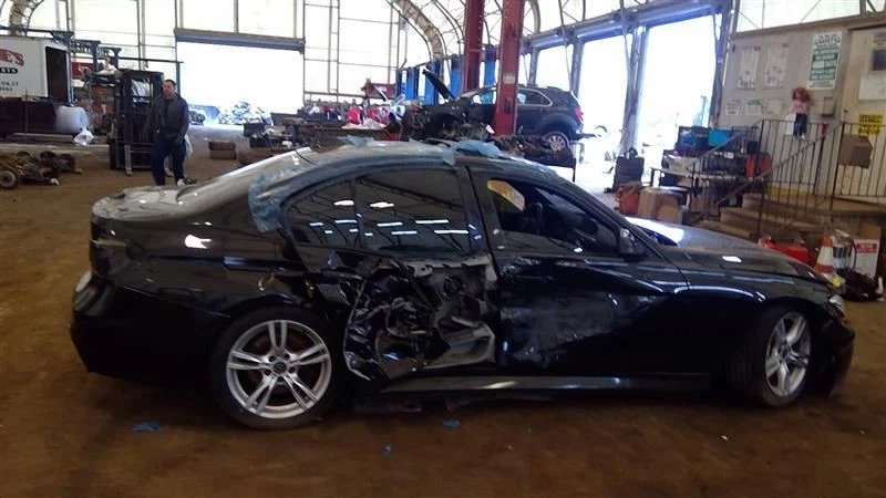 Pinza de pasajero delantera sin frenos de cerámica de carbono para BMW M4 15-20 5996812 Foto 4 de 4