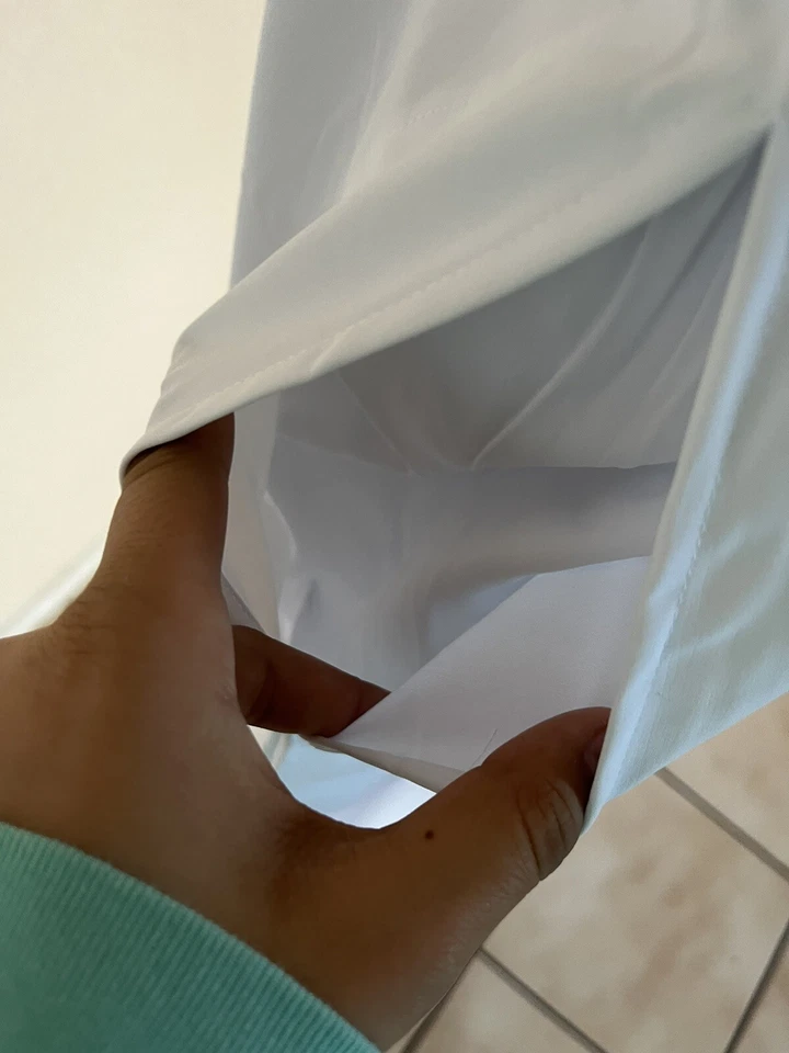 Thobe árabe blanco para hombre con bolsillos muy profundos Foto 4 de 4