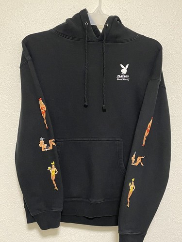 GOOD WORTH X PLAYBOY PLAYMATE PULLOVER HOODIE - PIN UP - Medium