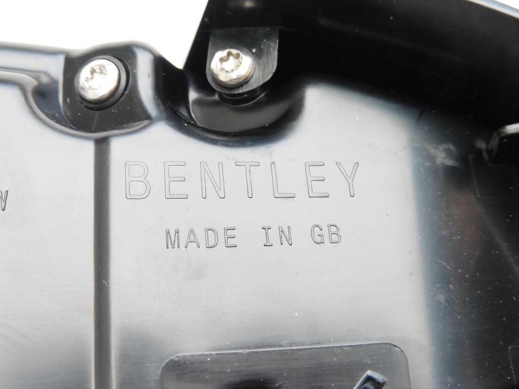 20 -21 Bentley Continental GT GTC BY634 Rear Right Taillight Black 3SD945096D OE