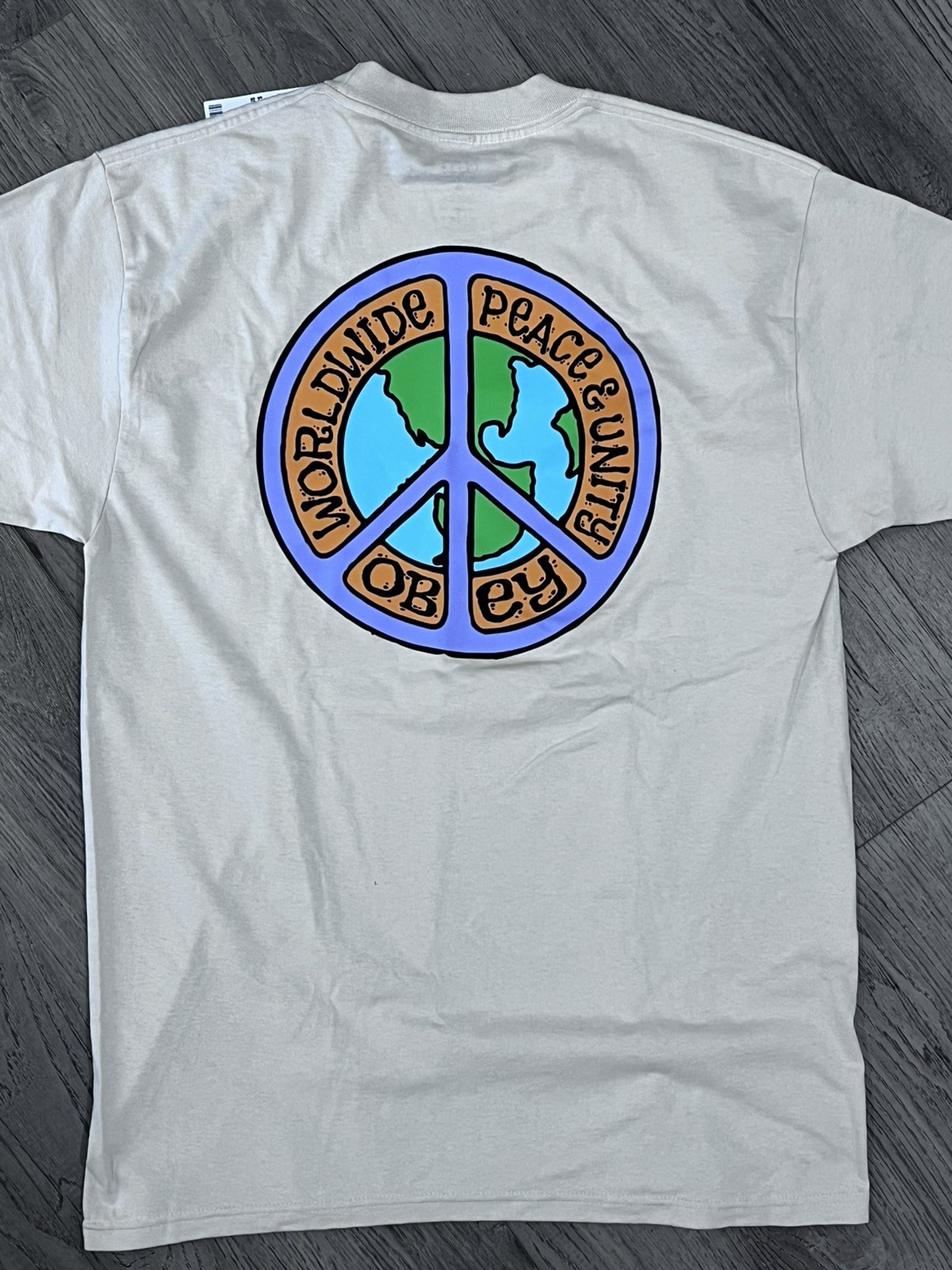 “WORLDWIDE OBEY” - image 6