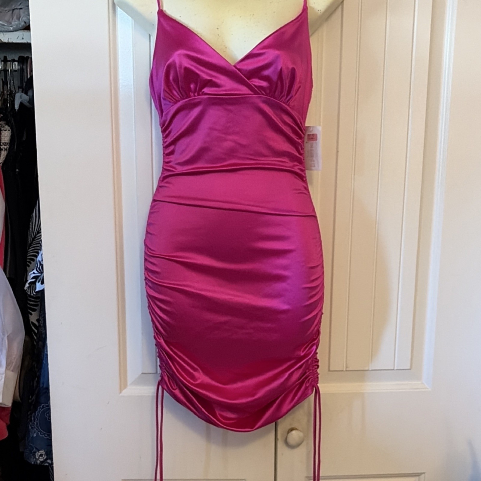 Pink Satin Ruched Strappy Sleeveless Bodycon Mini Dress Women's Size 8