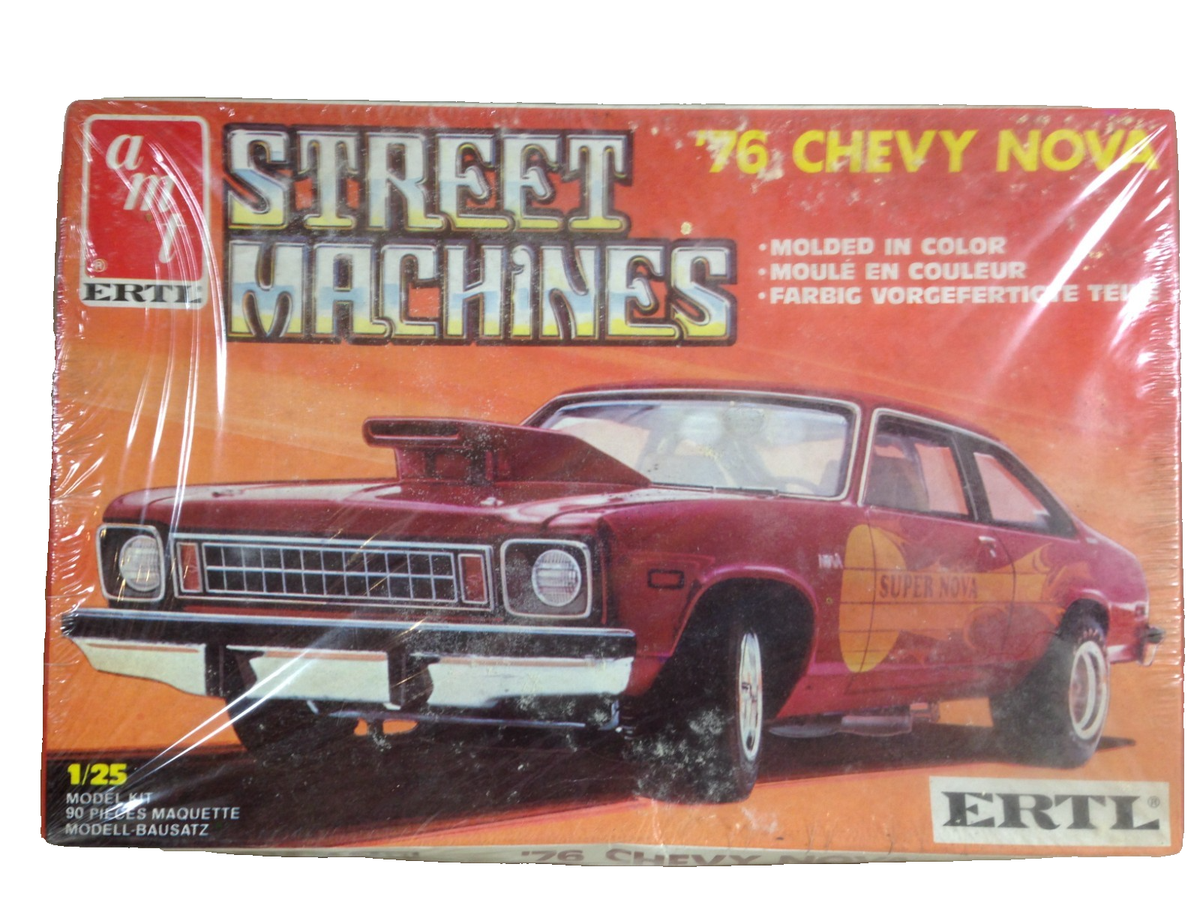 AMT 1976 Chevy Nova Street Machines 6532 Model Car New Old Stock