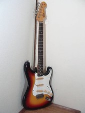 Guitarra eléctrica TOKAI Goldstar Sound Sunburst se vende como está