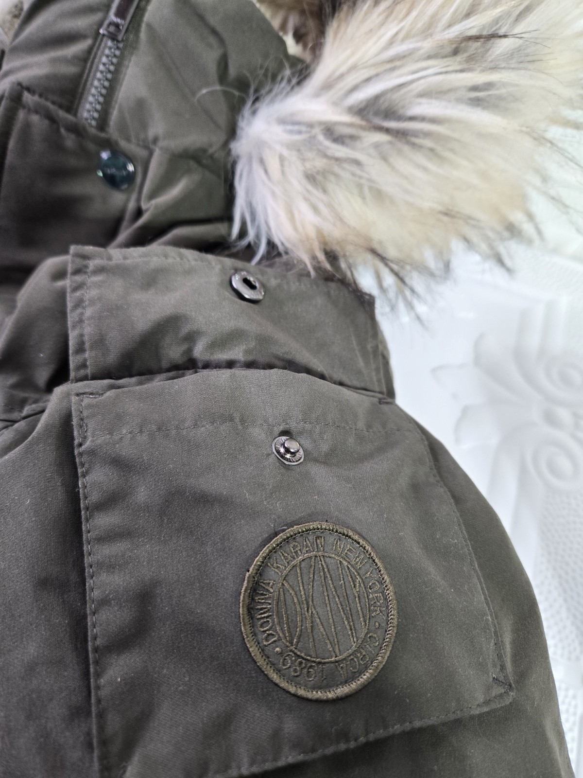 DKNY Parka Jacket Olive Green Hooded Full Zipped Faux Fur Women's Size Large image 8
