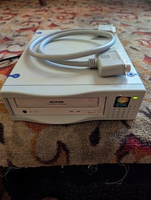 External SCSI CD-R 2x Write 6x Read Burner for ROLAND VS 1680/1880/1824/890/880