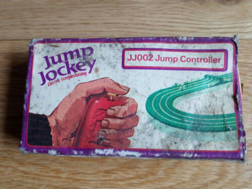 TRIANG JUMP JOCKEY HAND CONTROLLER FOR STEEPLECHASING ANTIQUE ORIGINAL CLASSIC  - Picture 1 of 3