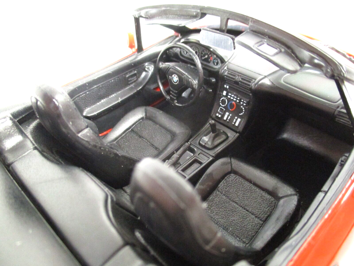 BMW Z3 レッド 1/18UTロードスター UTモデルズ本体のみ　カブリオレ UT MODELS - BMW Z3 ROADSTER (RED) - 1/18 DIECAST | eBay