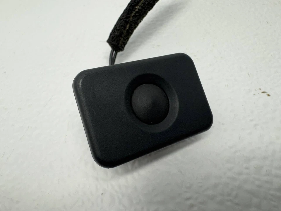 2017 - 2023  MAZDA CX-5 ORIGINAL EXTERIOR REAR HANDLE - Image 2 of 4