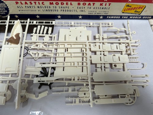 Vintage Lindberg Clermont barca a vapore motorizzata plastica giocattolo model kit (A10) - Foto 8 di 16