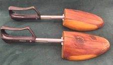SHOE KEEPERS Vintage Rochester Shoe Trees Co. New York Travel Tree #9 Pair