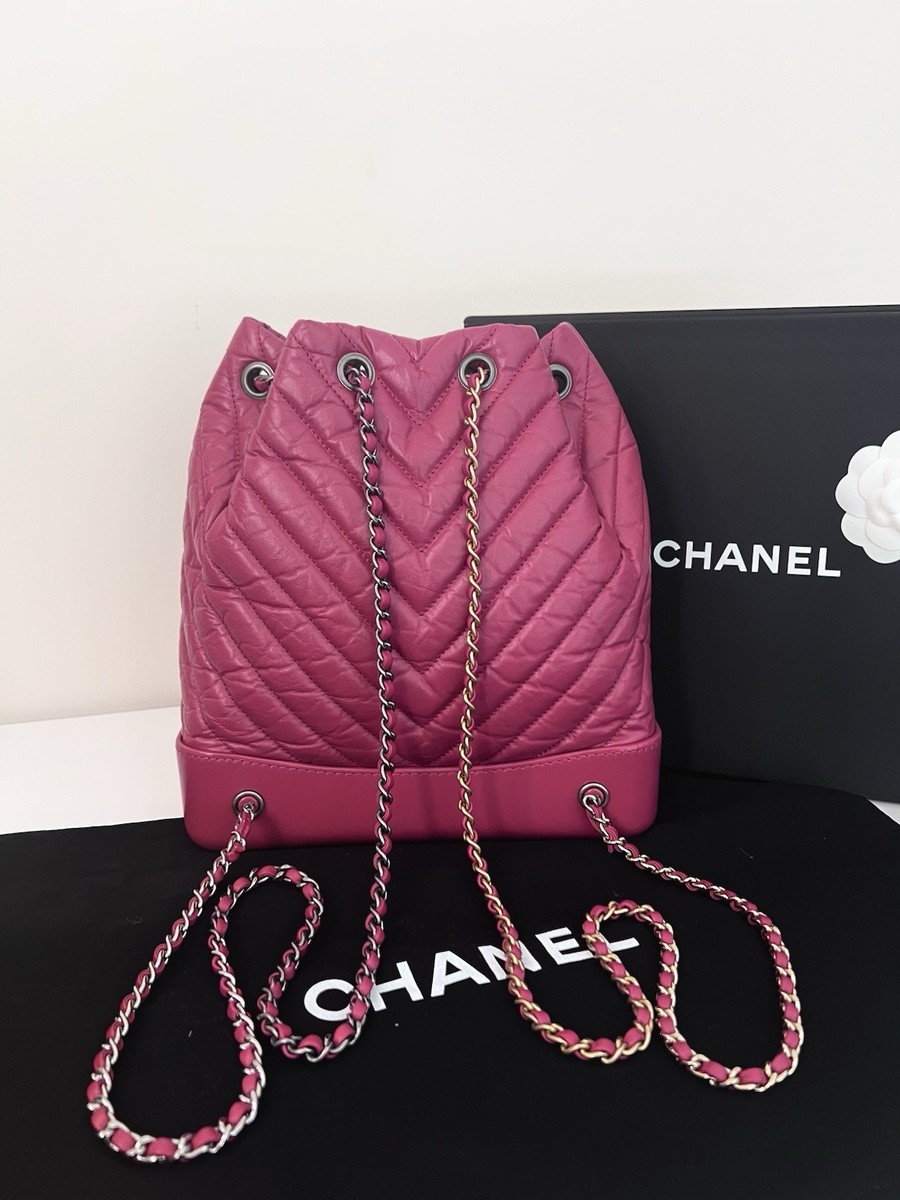 CHANEL Gabrielle Chevron Pink Quilted Leather Backpack with  display picture 1