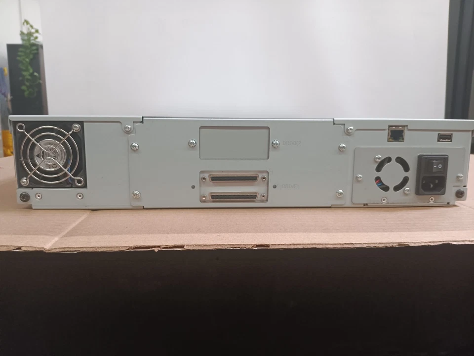 Exabyte Magnum 224 (24) Cartridge Autoloader P/N 260052-200 w/(1) LTO 2 HH LVD - Image 2 of 2