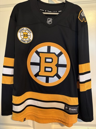Boston Bruins Fanatics Breakaway Jersey Adult Medium w/Chara Retirement Patch