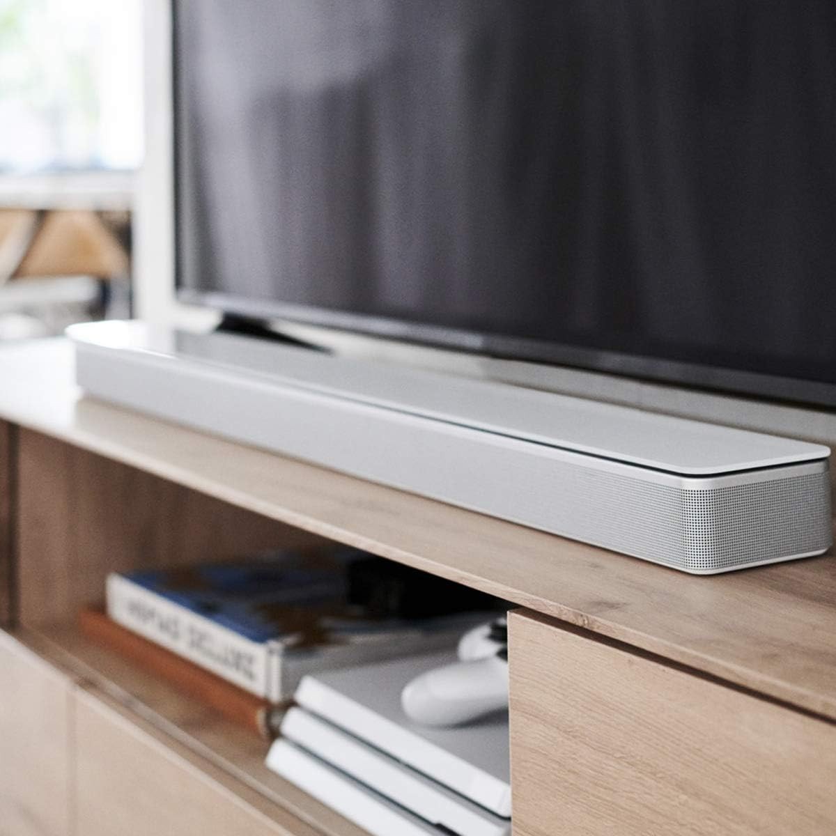 Bose Smart Soundbar 700 in White - Used Excellent Condition - (Hard to find)
