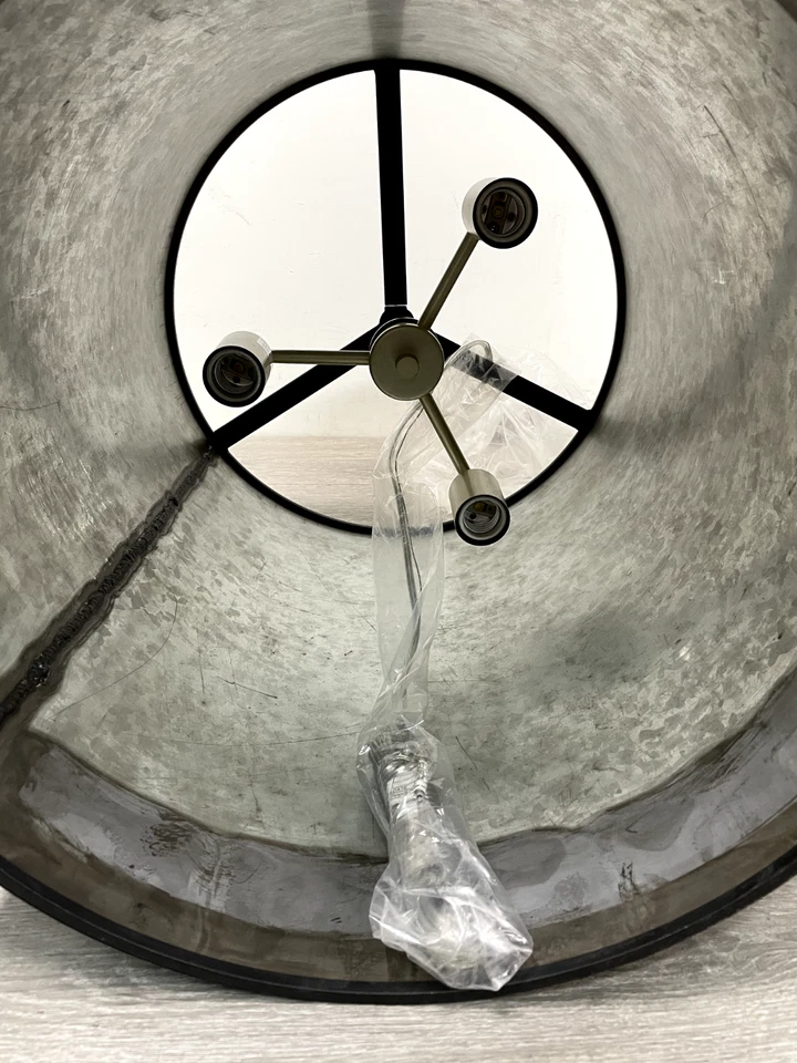 Colgante Varaluz 323P03OG Cannery 3 Luces 23" Ancho, Ombre Galvanizado Foto 3 de 4