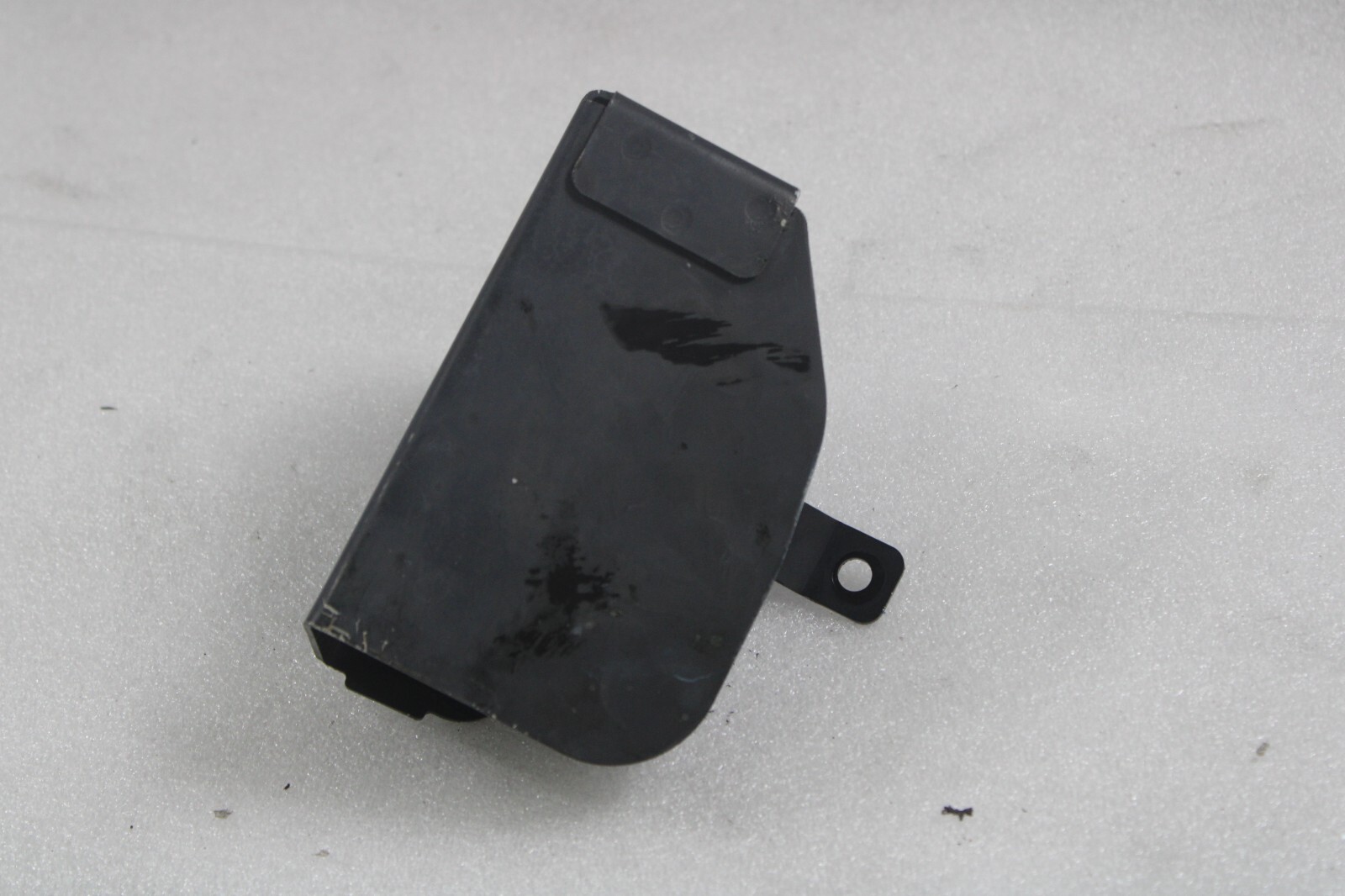 Mclaren MP4-12C, Alarm Horn Bracket, Used, P/N 11M1159CP