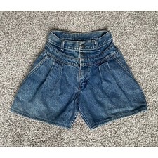 Vintage Lee Pleated Double Button High Yoke Pocketless Mom Jean Shorts
