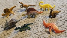 Dinosaurs Lot 8 Small Dinosaurs