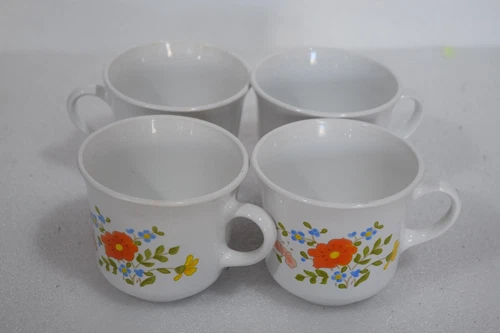 Vintage Corning Ware Corelle Wildflower Coffee/Tea Cups  Set of 4
