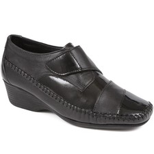 Pavers Touch-Fasten Monk Shoes - Size