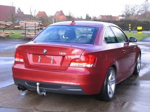 Attelage BMW Série 1 Cabriolet E88 : résolvez le manque de coffre sans outil