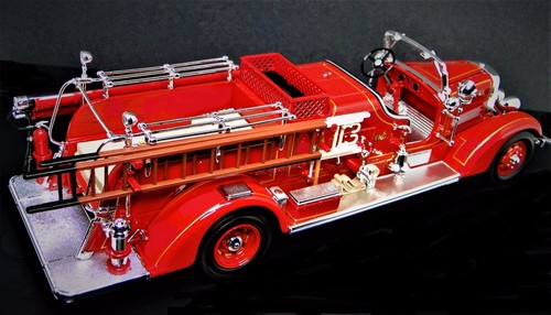 Red Fire Engine Pumper Tower Truck Metal Vintage Classic 1 Antique Car Pickup 18 - Picture 3 of 12