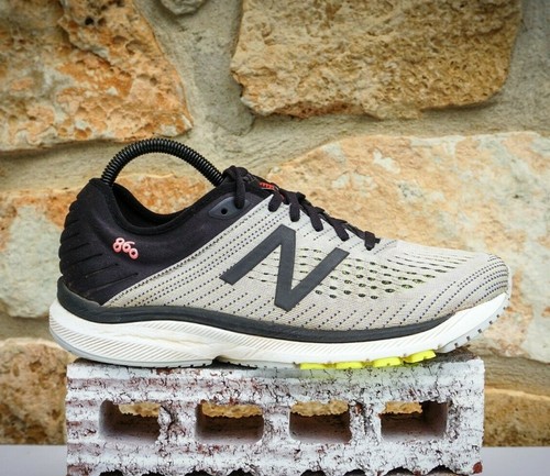 Running Shoe Size 8.5 (M860D10 