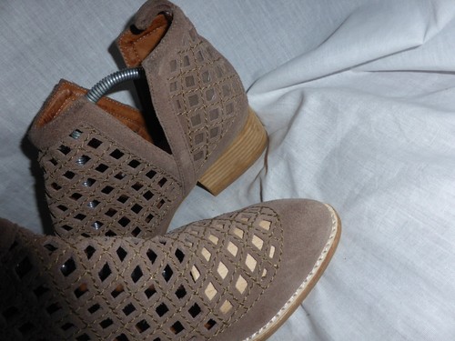 JEFFREY CAMPBELL WOMEN BROWN LEATHER BASKET ANKLE BOOT SIZE UK 7 EU 40 VGC - Picture 15 of 23