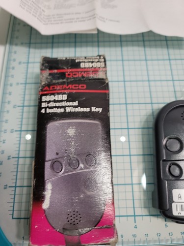 ADEMCO 5804BD BIDIREKTIONALER DRAHTLOSER SCHLÜSSEL MIT 4 TASTEN - Bild 11 von 12