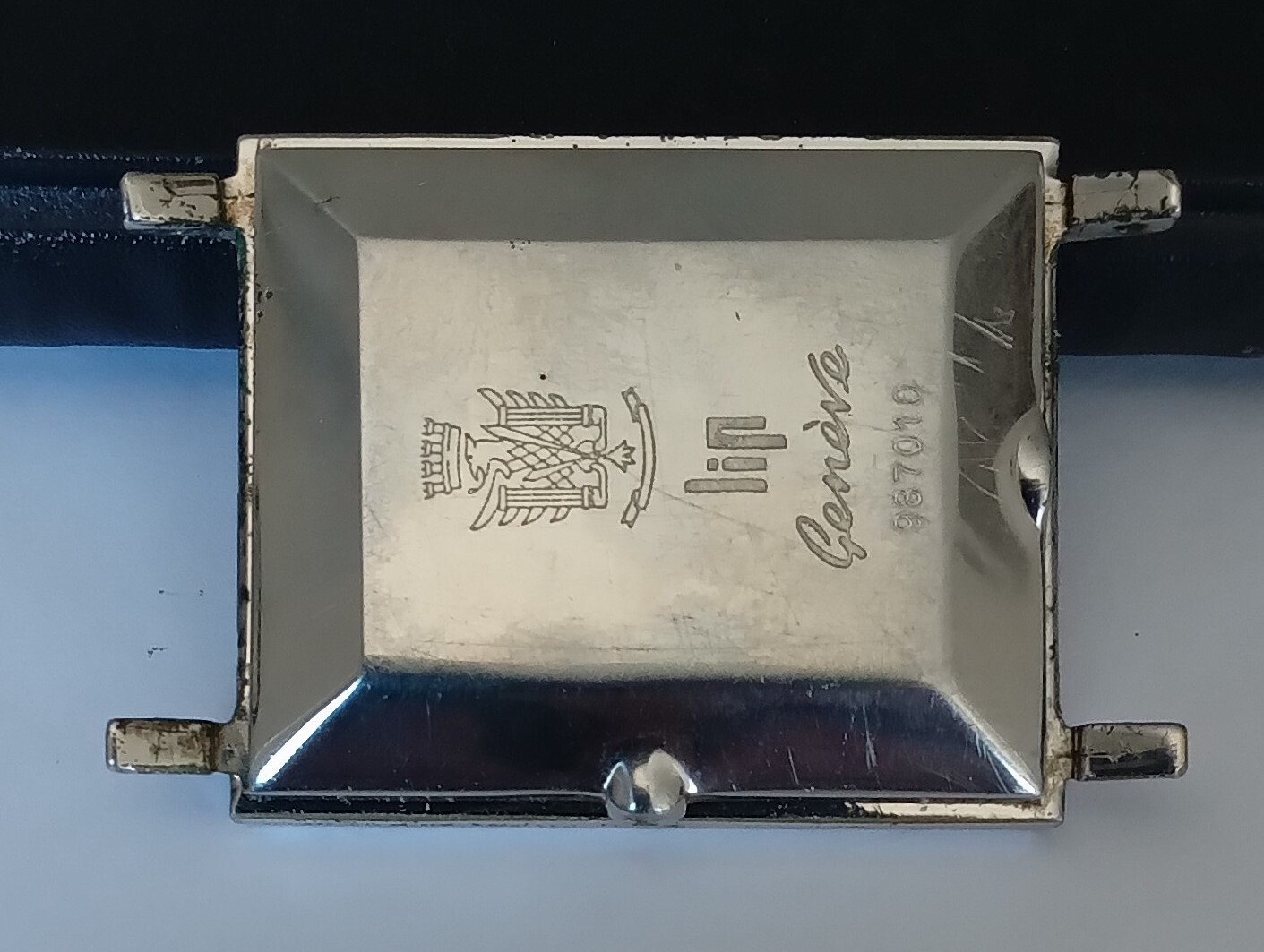 LIP Geneva Rectangular WATCH WORKING - image 3