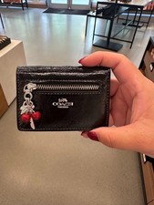 NWT Coach CEZ23 Glazed Leather Card Case With Cherry Charms In Black/Silver