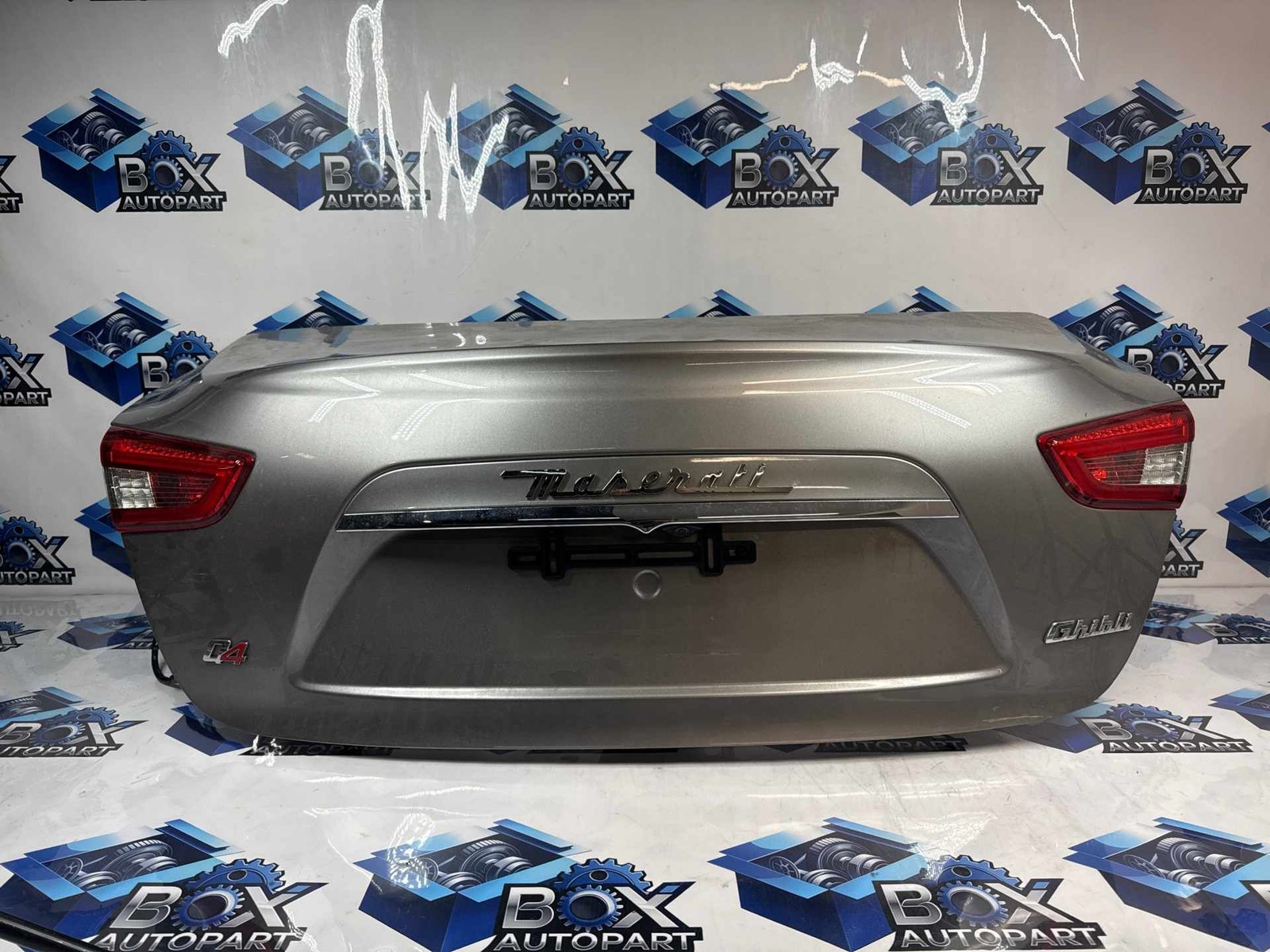 2014-2020 MASERATI GHIBLI Trunk Lid / Tailgate - GRAY METALLIC (672B) OEM