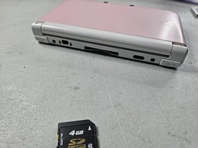 Nintendo 3DS XL Pink Console w/  Charger, Memory Card and Stylus (USA) Tested