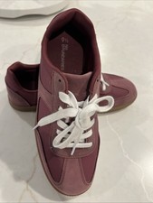 NEW No Boundaries Women’s Sneakers Size 9 1/2