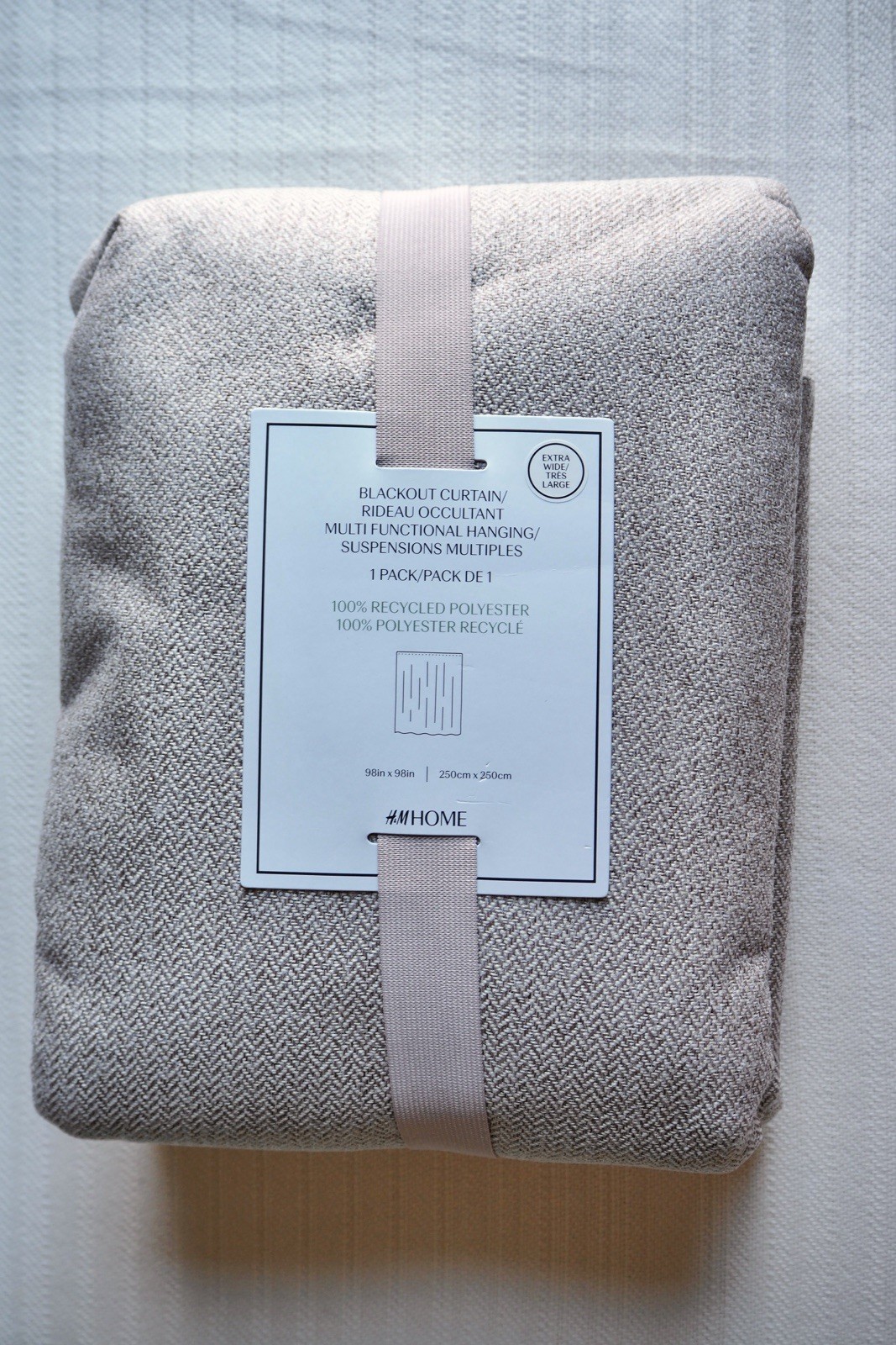 $119 H&M Home SINGLE-PACK WIDE BLACKOUT CURTAIN PANEL 98X98