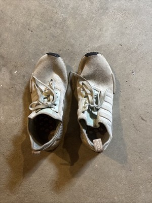 Adidas Womens Cloud Shoes Size 10