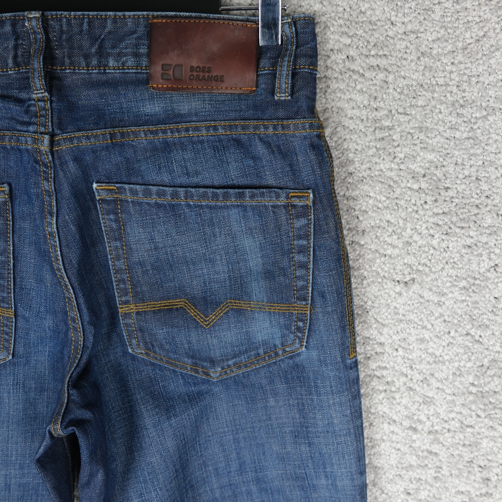 HUGO BOSS ORANGE 31 MEN'S JEANS REGULAR FIT W32 L34 BUTTON BLUE DENIM STRAIGHT thumbnail 7