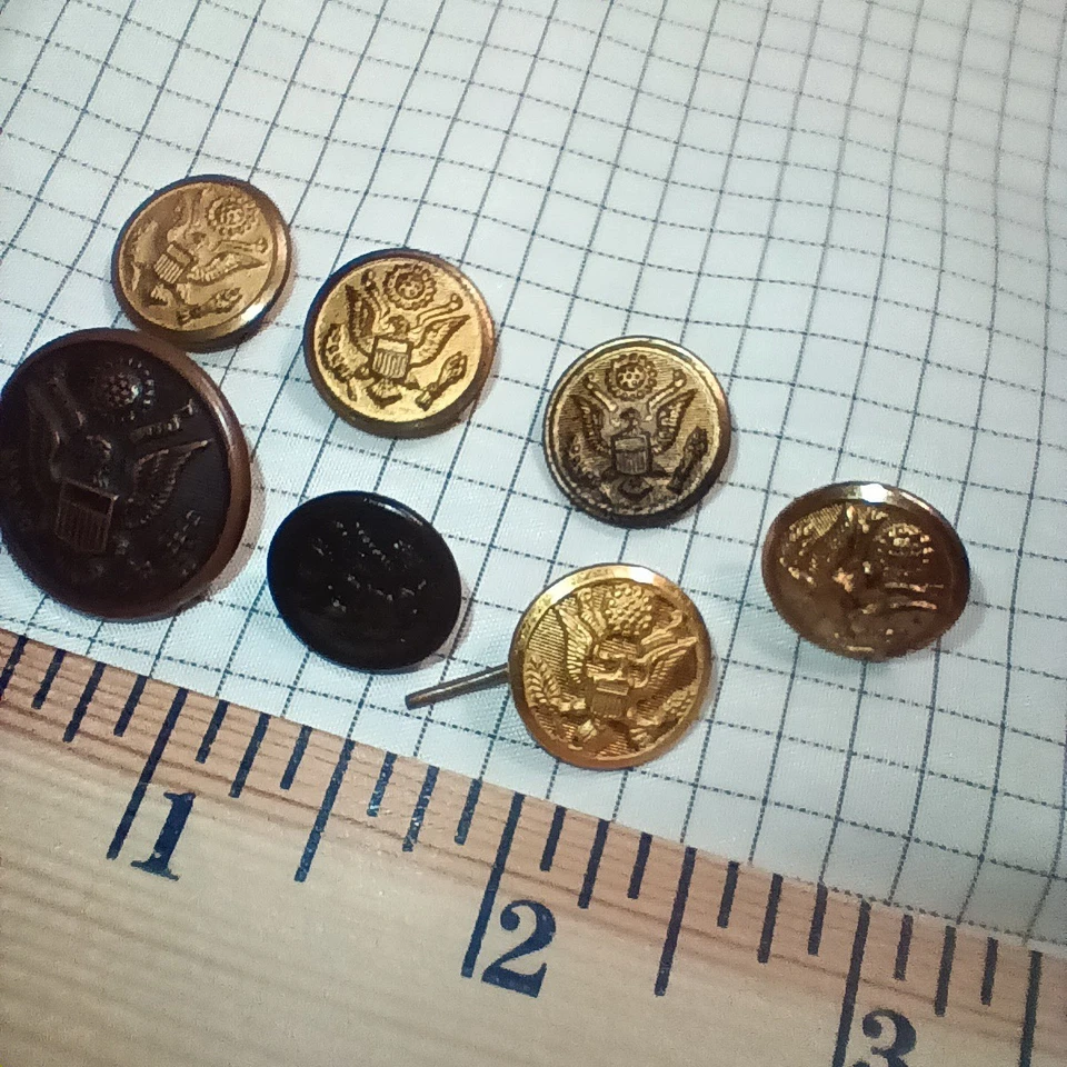 Vtg Military Eagle Buttons Lot – WWII & Postwar Mix Scovill Waterbury Superior - Image 3 of 4