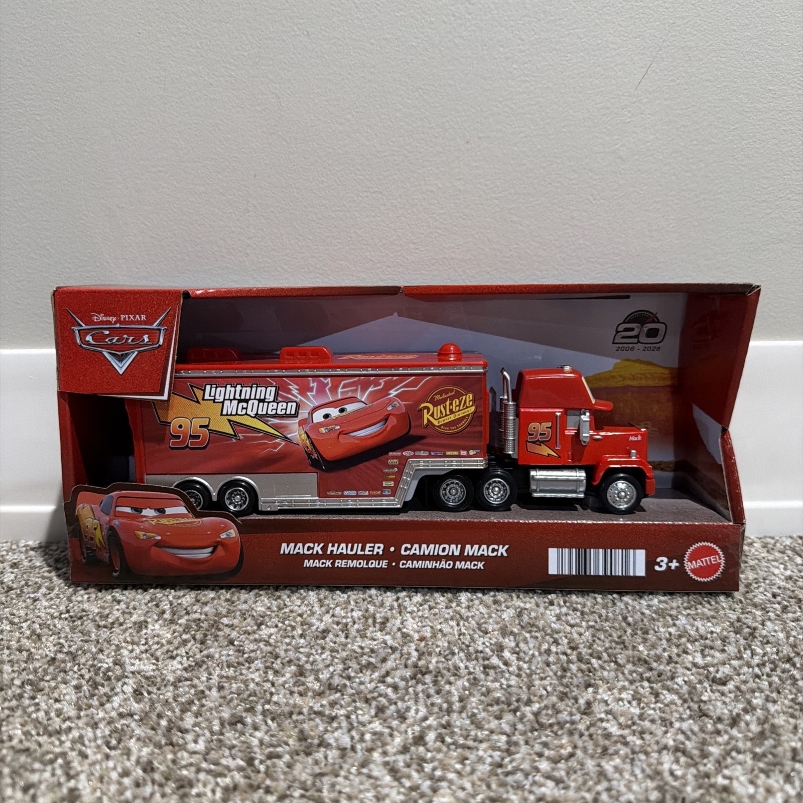 Disney Pixar Cars Mack Hauler #95 Lightning McQueen Mattel 20th Anniversary NEW