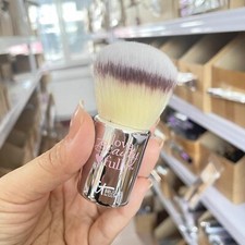 IT COSMETICS FOR Ulta Love Beauty Fully Essential Kabuki Brush powder Brush 207