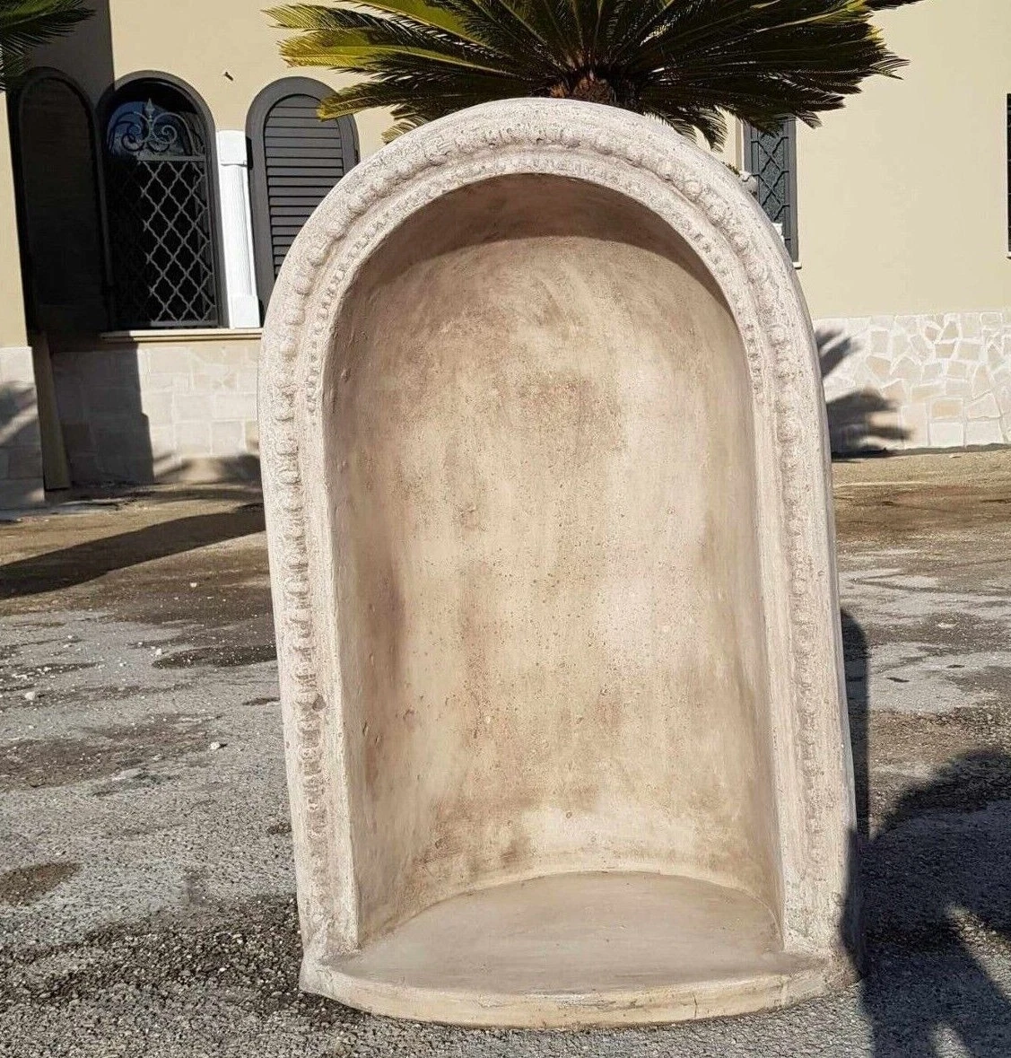 Foto 1 di 12