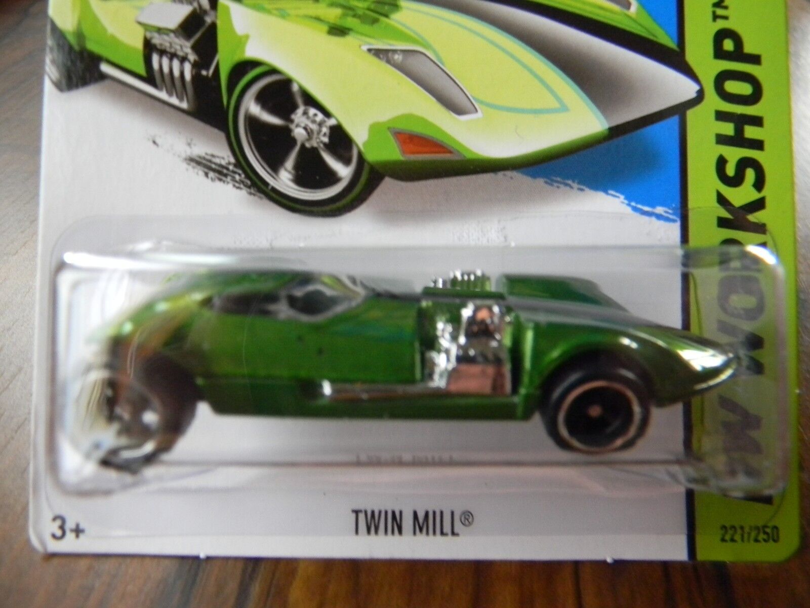 Hot Wheels 2014 Super T-Hunt Twin Mill BFF35 series 221/250 escala 1/64 -  Arte em Miniaturas