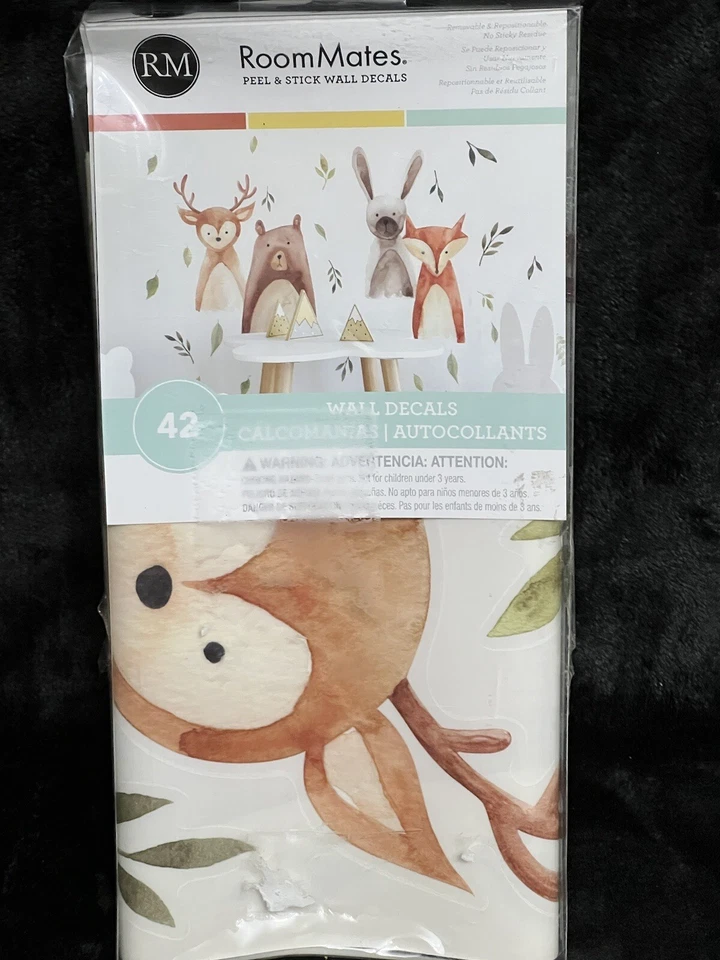 RoomMates RMK4020SCS Watercolor Woodland Critters Peel and Stick Wall Decals - Image 2 of 4