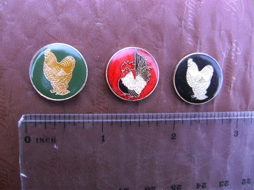 Roosters - Vintage pin badges lot of 3 - Picture 2 of 9