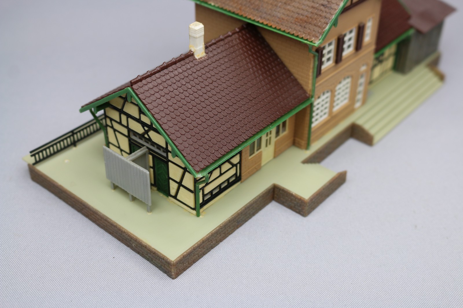 Picture 4 of 8