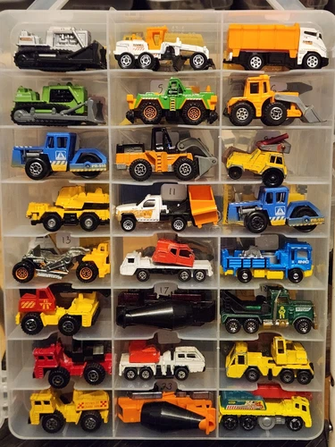 hot wheels/matchbox (case #180) CONSTRUCTION cement truck crane