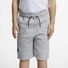 Nike Sportswear Tech Fleece Little Kids Shorts 86B204-042 Gray; Size 7
